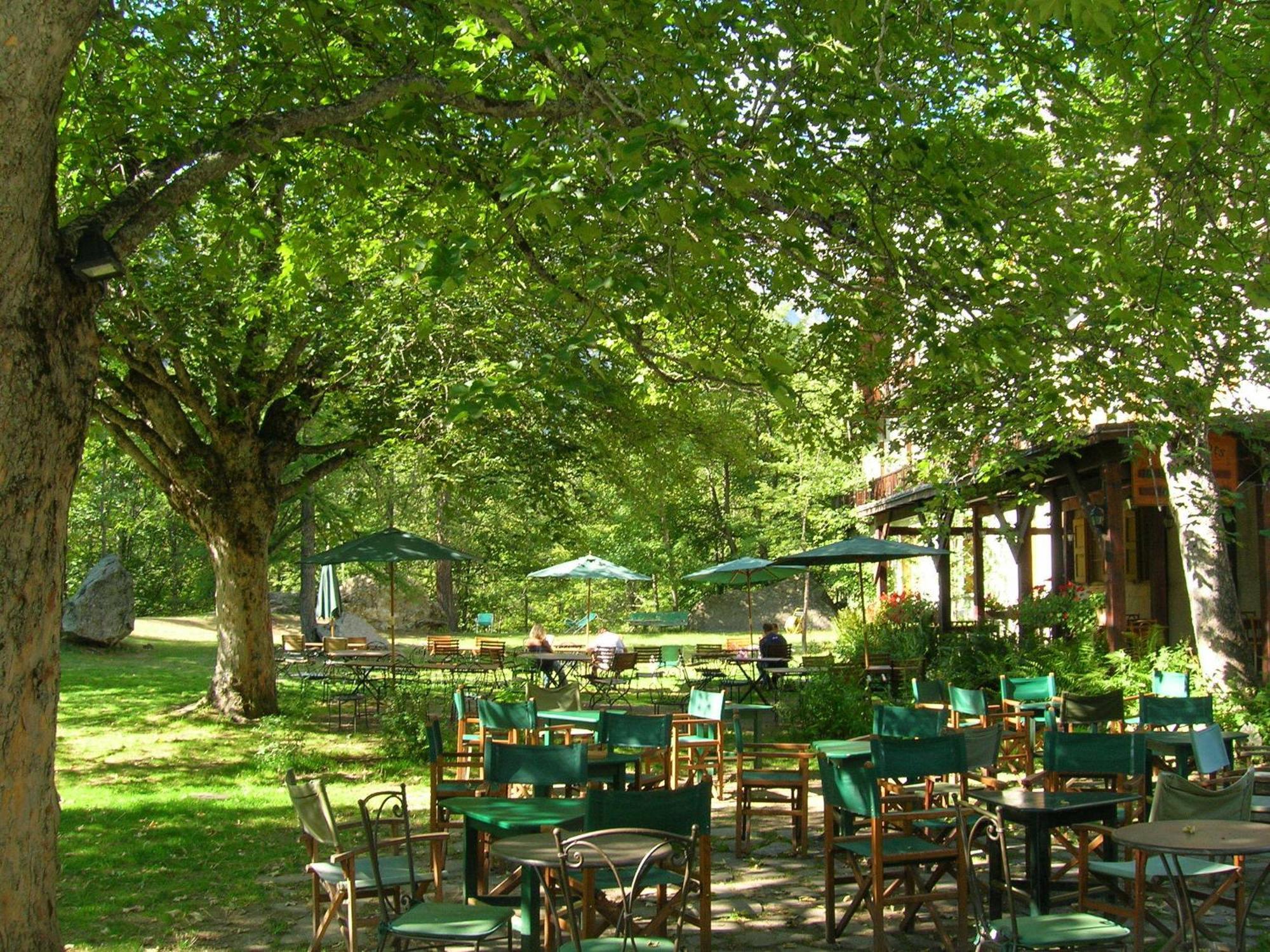 Chalet Hotel D'Ailefroide ภายนอก รูปภาพ