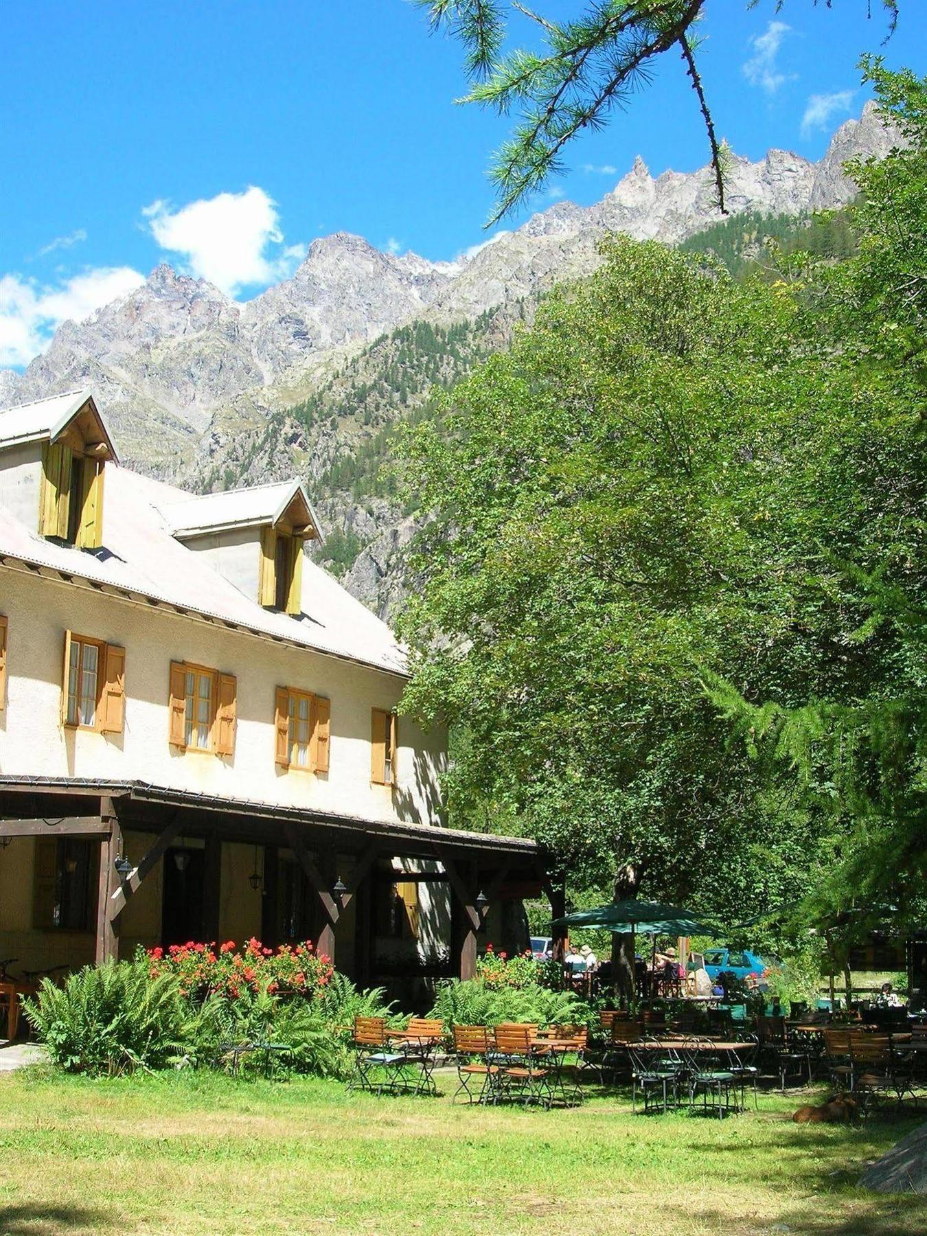 Chalet Hotel D'Ailefroide ภายนอก รูปภาพ